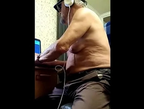 Showing Off My Big Balls. Starring Bengeeman