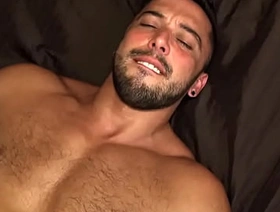 REALITY DUDES - Paul Wagner Stops Shane Jackson While He Does His Run & Offers Him Money To Get Fucked