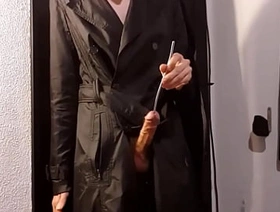 The thief and his weapon!