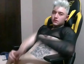 uma garota quis cobrar um alto valor pra eu penetrar nela dai eu disse com esse preço eu se masturbo na sua frente e passa olha minha cara de preocupado,