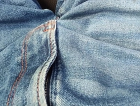 Peeling in the car