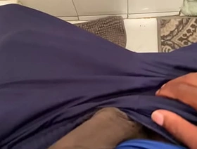 Thick nut